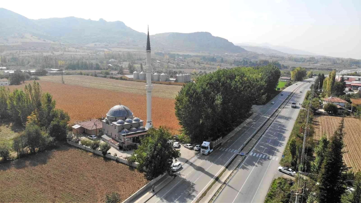 Tokat\'ta "Yolumuz camiden geçer" projesi