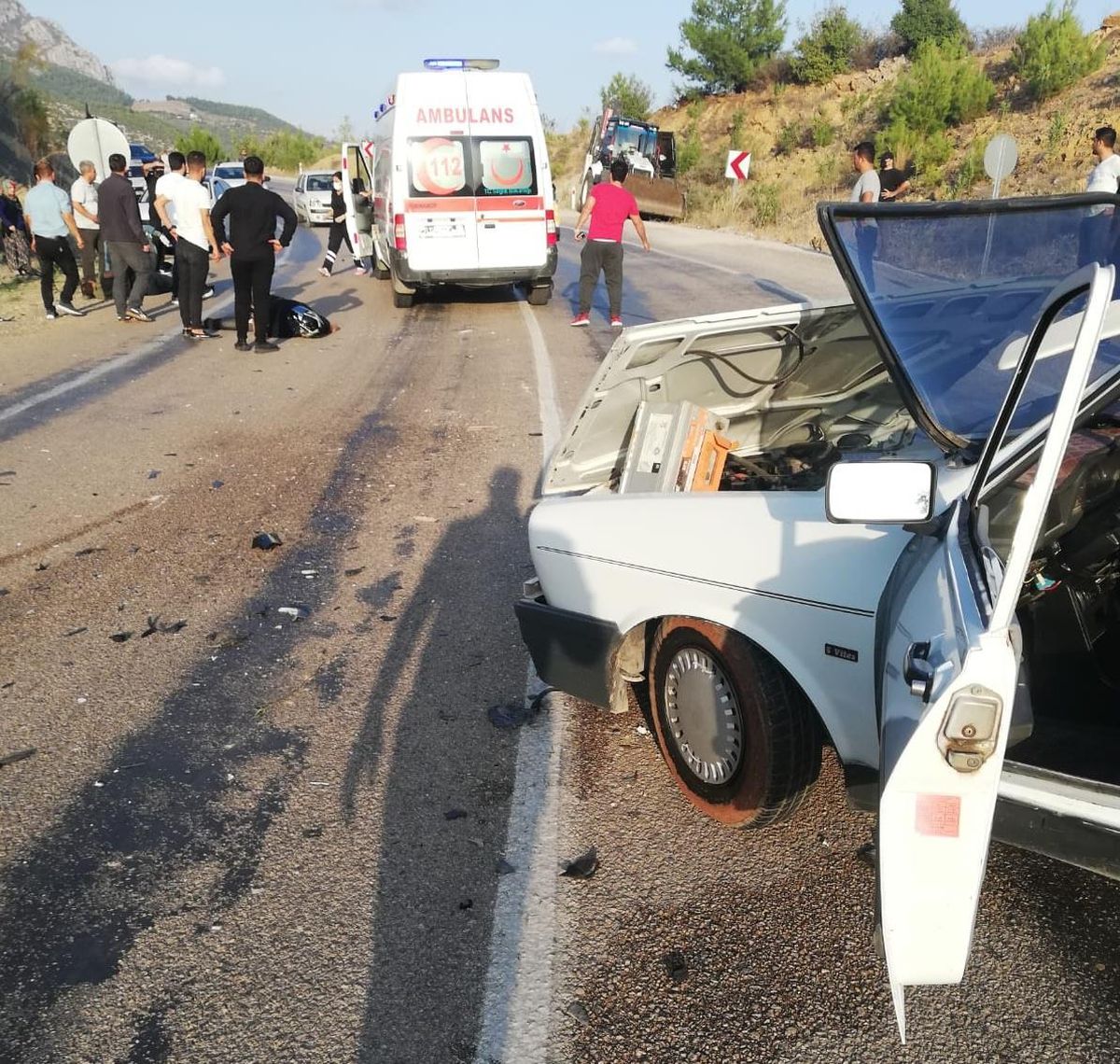 Adana\'da trafik kazasında 3 kişi yaralandı
