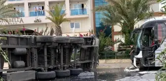 Son dakika! Alanya'da, sürücünün ağır yaralandığı TIR kazası kamerada