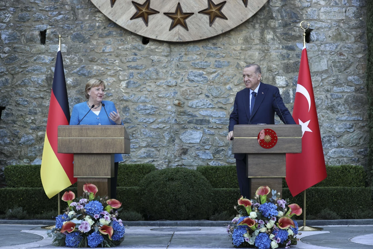 Almanya Başbakanı Merkel, Cumhurbaşkanı Erdoğan\'la ortak basın toplantısında konuştu: (1)