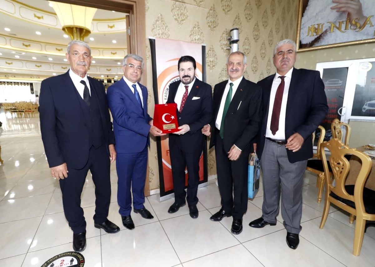 Başkan Sayan, Van\'da aşiret liderleriyle bir araya geldi