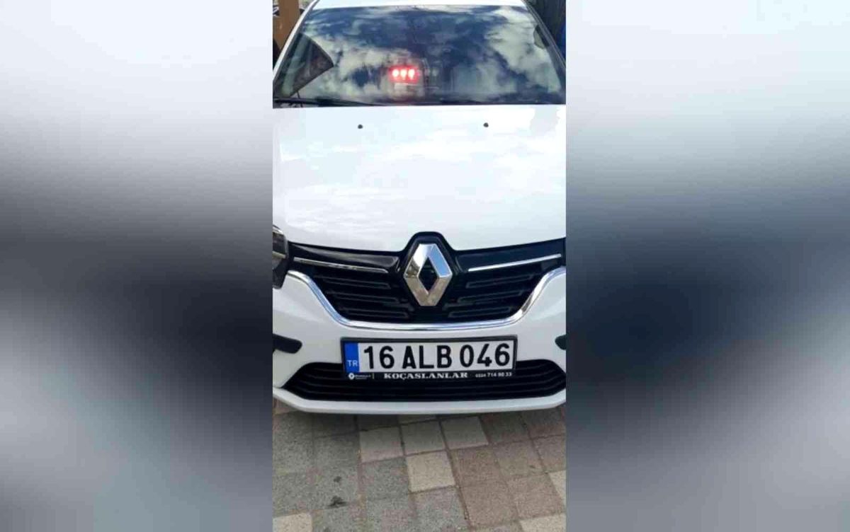 Bursa\'da çakar lamba kullanan sürücüye ceza yağdı