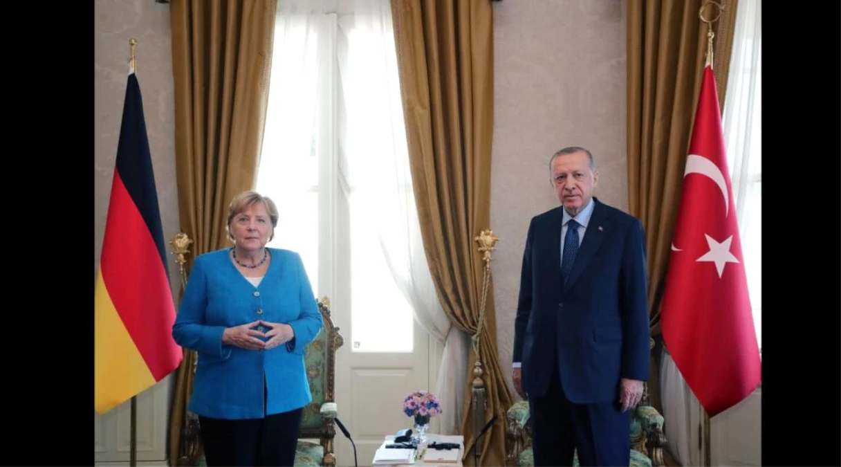 Almanya Şansölyesi Angela Merkel Huber Köşkü\'ne geldi