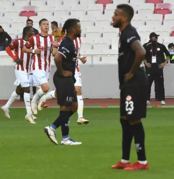 Demir Grup Sivasspor - Fraport TAV Antalyaspor: 2-2