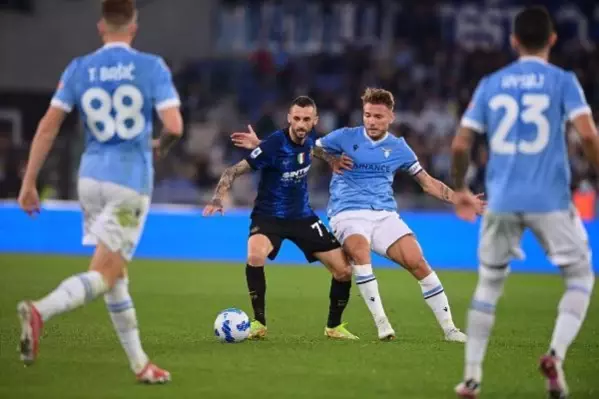 Inter, bu sezonki ilk yenilgisini Lazio'dan aldı