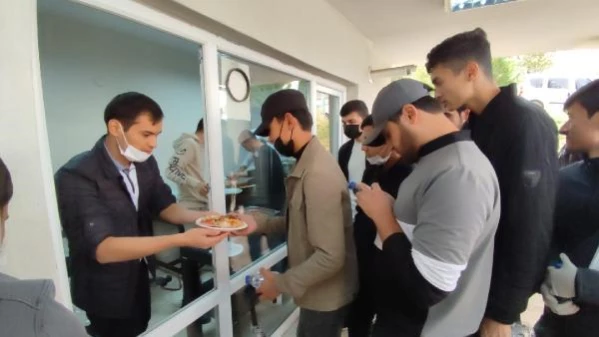Karabük'te, Özbekistan vatandaşları oy kullandı