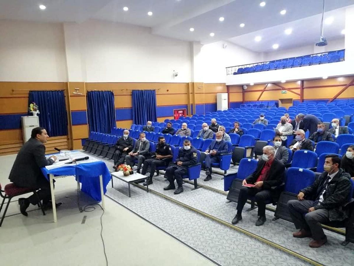 Kaymakam Altay muhtarların taleplerini dinledi
