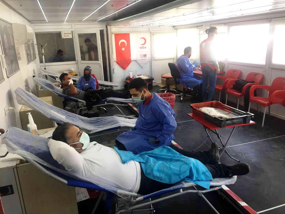 Kulu\'da seyyar kan alım tırında 3 günde 180 ünite kan toplandı