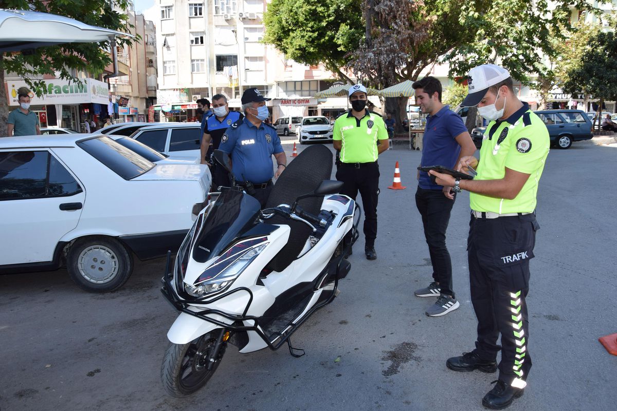 Kumluca\'da motosiklet sürücülerine yönelik denetim yapıldı