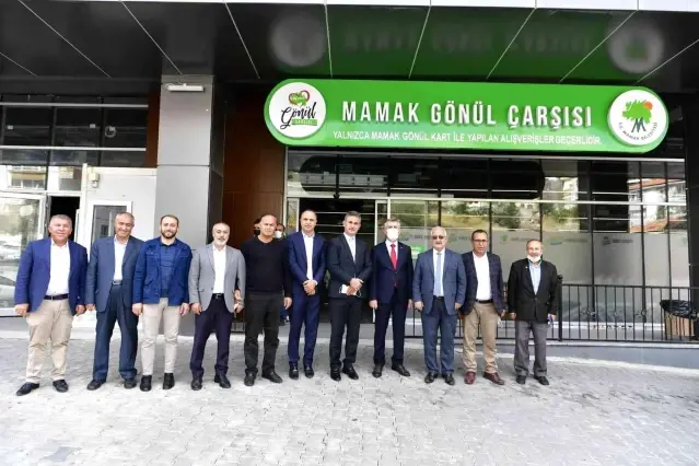 Mamak'ta gönüllere dokunan çarşı