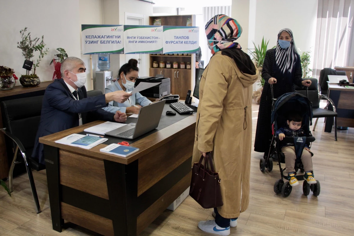 Özbekistan\'daki cumhurbaşkanlığı seçimleri için Bursa\'da oy kullanılıyor