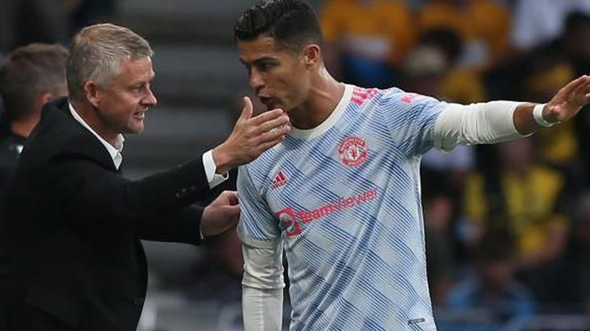 Cristiano Ronaldo\'dan Solskjaer\'e uyarı: Burada patron benim