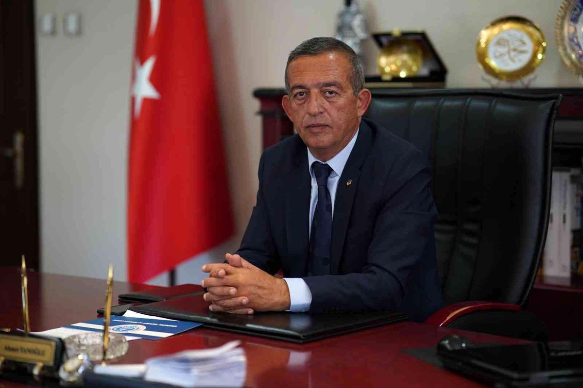 Tanoğlu: "Mevlid Kandilini bir kez daha idrak etmenin sevinci içerisindeyiz"