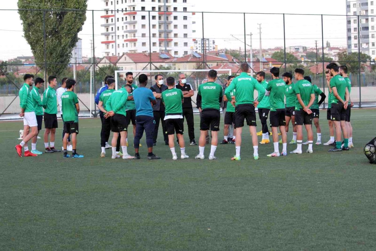 Yahyalıspor Teknik Direktörü Yücel Sarıgül: "Ligde ses getireceğiz"