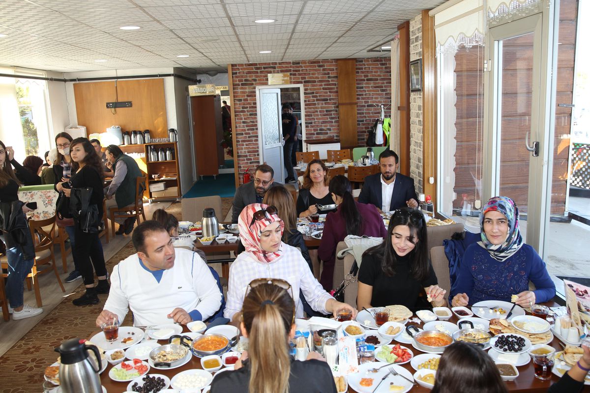 DEVA Partisi Van İl Başkanı Odabaşı üyelerle bir araya geldi