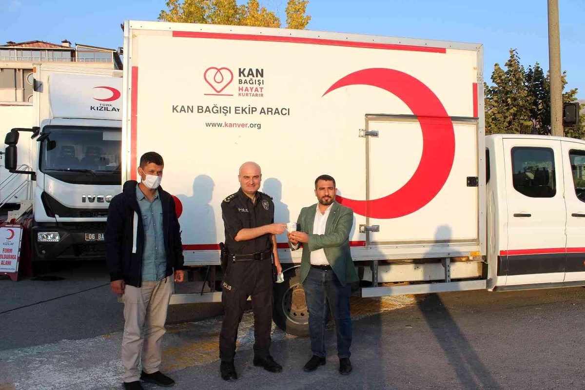 Güvenlik güçlerinden kan bağışı
