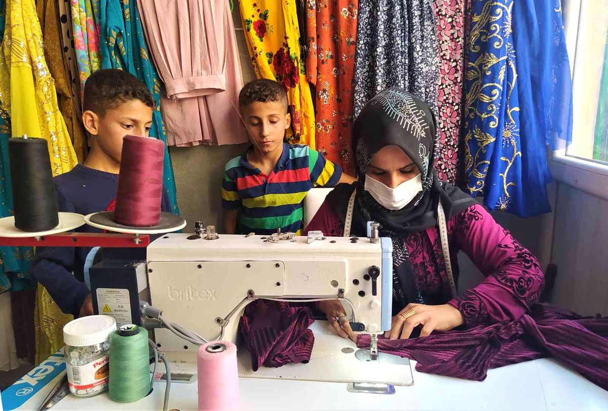 Mevsimlik işçi olmamak için kendi işini kurdu