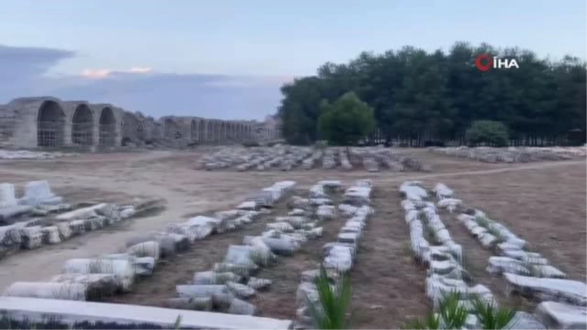 Perge Kazı Başkanı Kepçe: "Perge kazıları birkaç jenerasyon daha devam eder"
