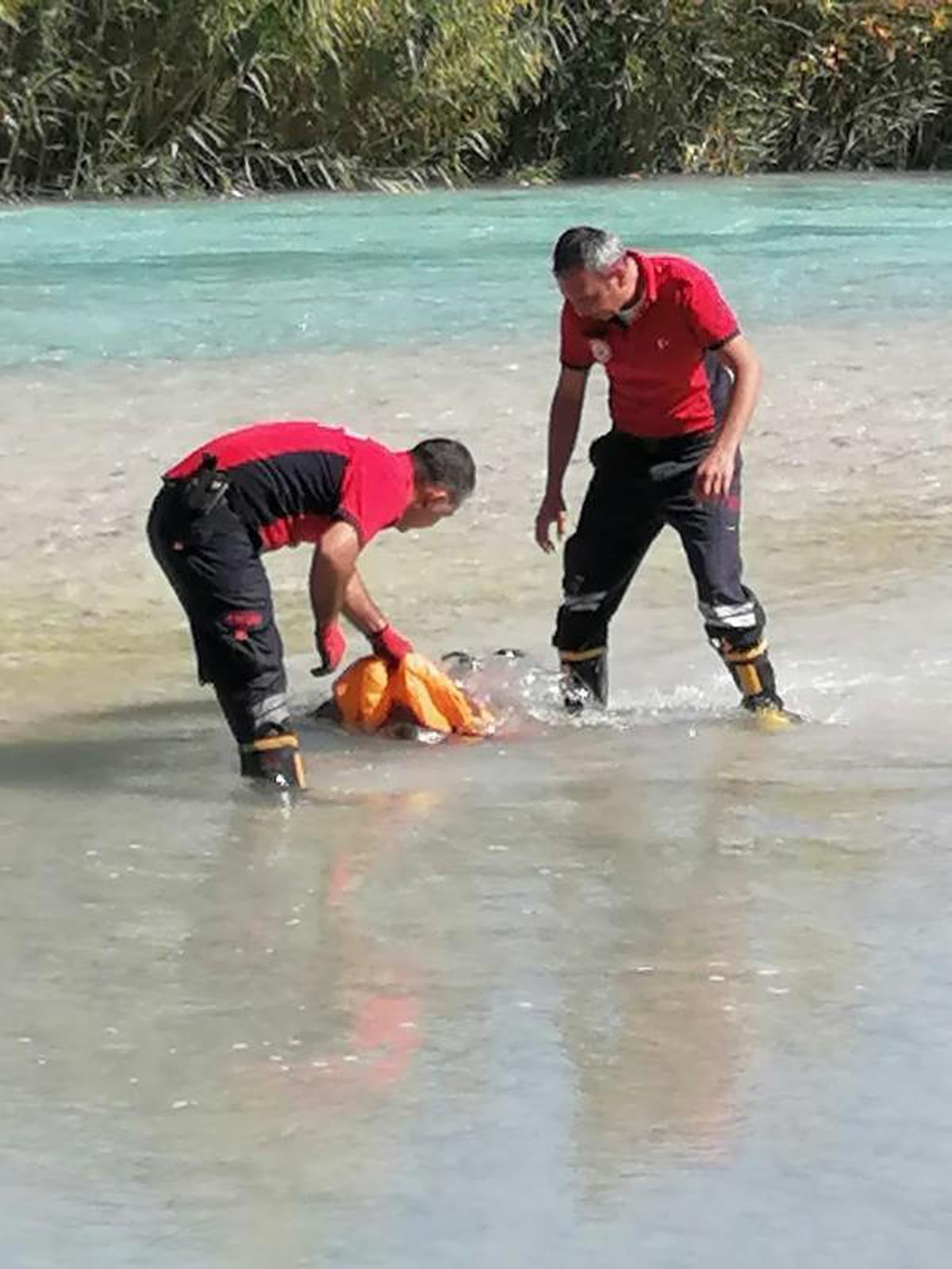 Rafting yaparken botu devrilen doktor hayatını kaybetti