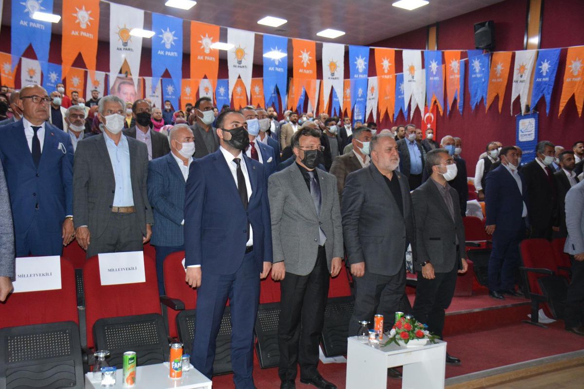 Van\'da AK Parti\'nin teşkilat toplantıları devam ediyor