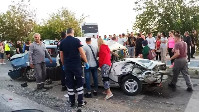 7 aracın karıştığı kazada ortalık savaş alanına döndü: 1 ölü, 8 yaralı