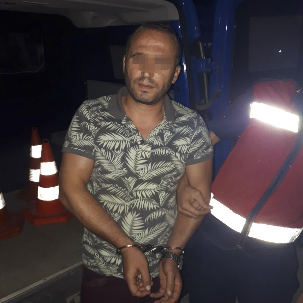Son dakika haberi: Antalya\'da bir kişi, alacak verecek yüzünden kardeşini silahla yaraladı