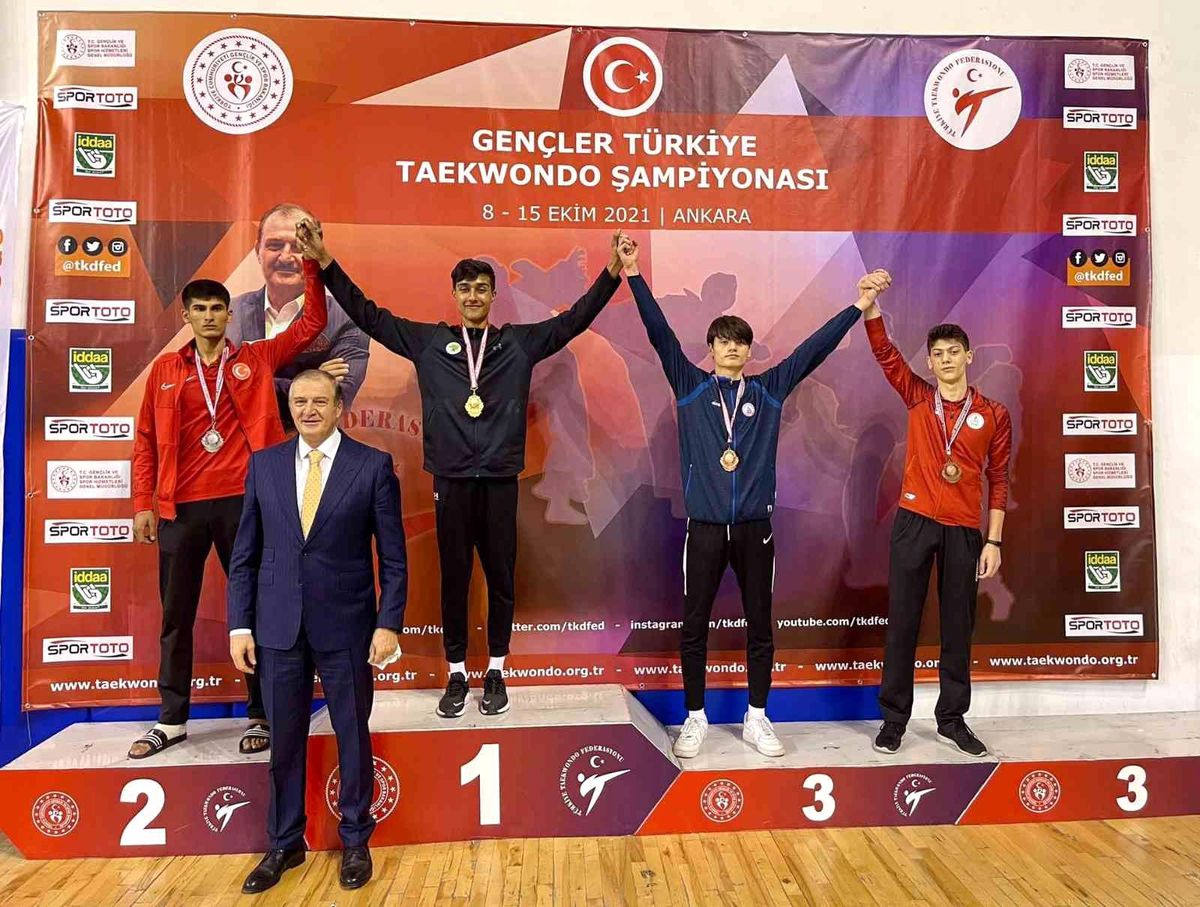 Armağan İkram, Gençler Türkiye Taekwondo Şampiyonası\'nda 3. oldu