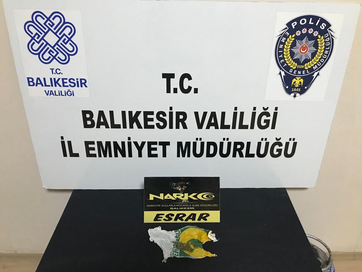 Son dakika haberi | Balıkesir\'de uyuşturucu operasyonlarında yakalanan 4 zanlı tutuklandı
