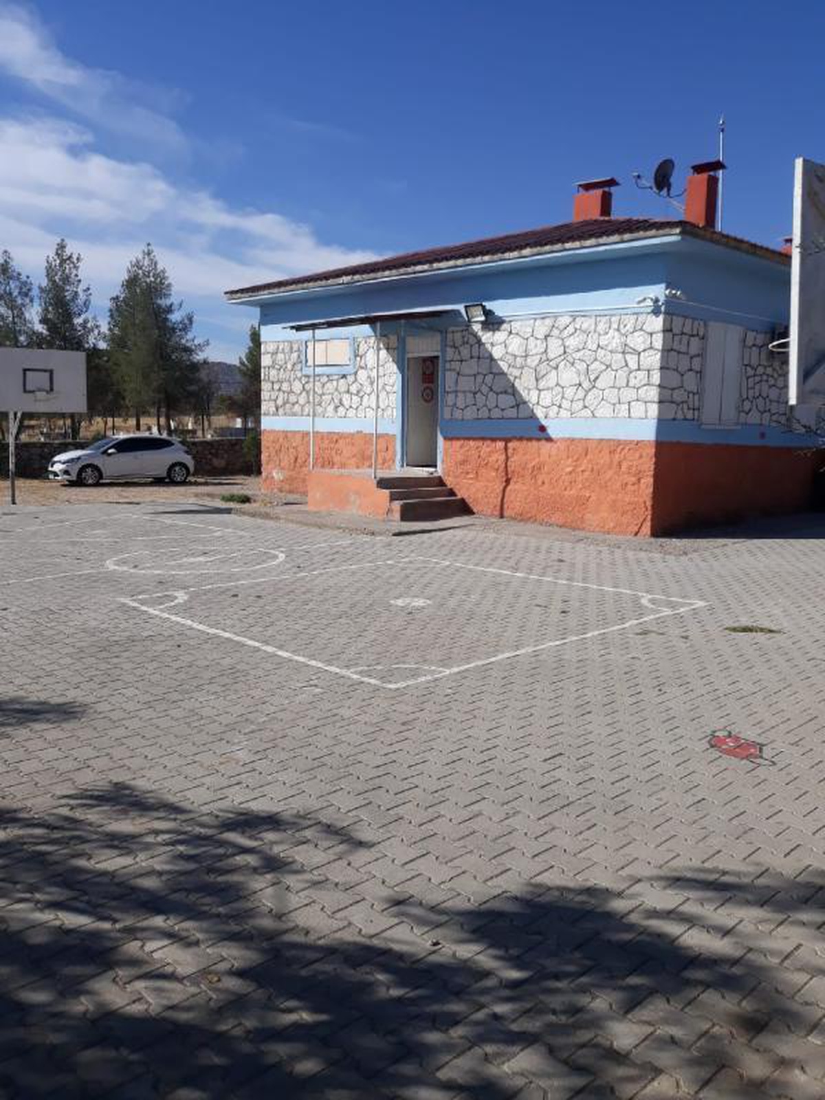 Diyarbakır\'da 15 öğrenciye cinsel tacizle suçlanan öğretmen açığa alındı
