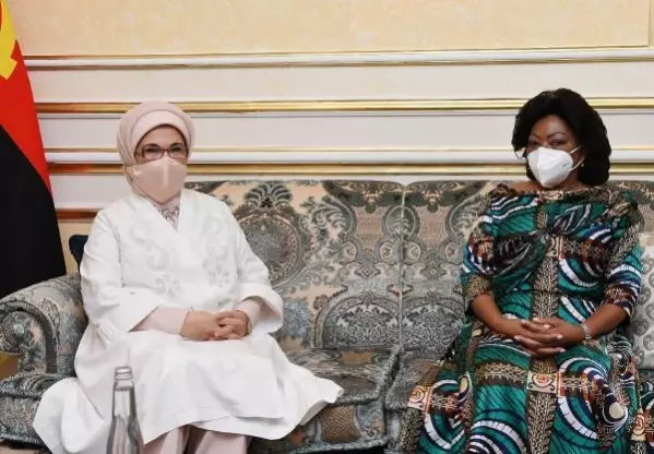 Son dakika haberi: Emine Erdoğan, Angola Cumhurbaşkanı'nın eşiyle görüştü