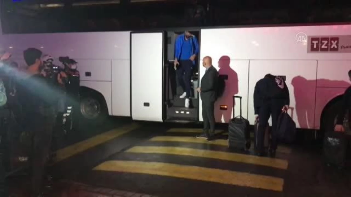 Fenerbahçe kafilesi Trabzon\'dan ayrıldı