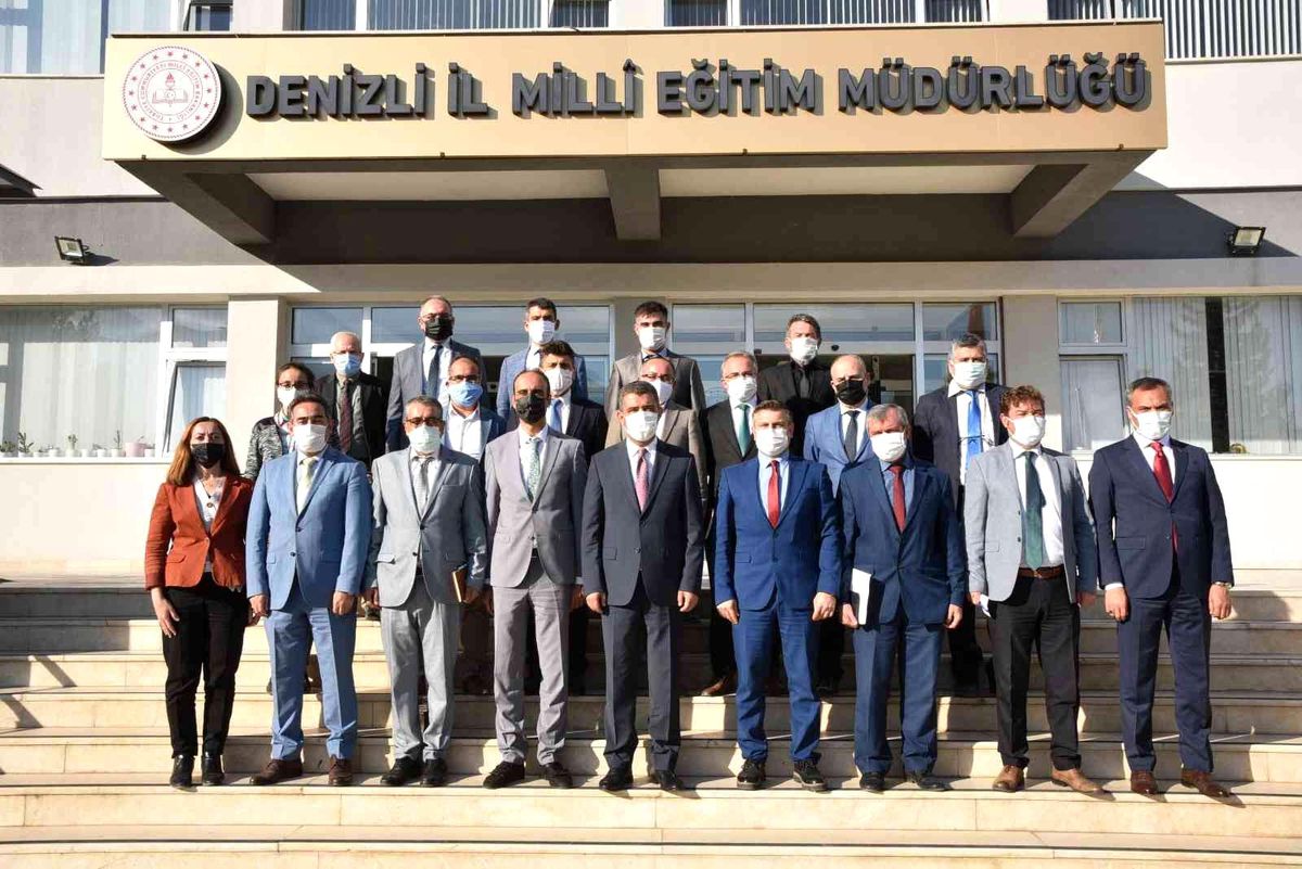 Hayat boyu öğrenme değerlendirme toplantısı gerçekleştirildi