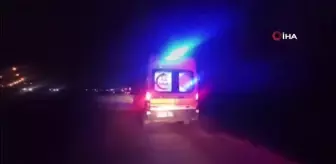 Hızını alamayan tır önce direğe, sonra deponun kapısına çarptı