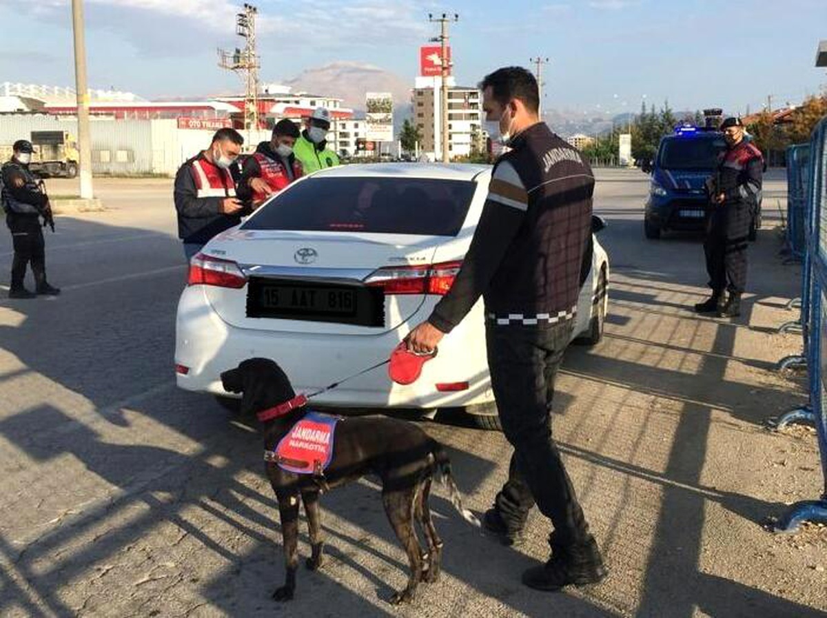 Son dakika haber | Isparta\'da jandarma ve emniyetten şok uygulama