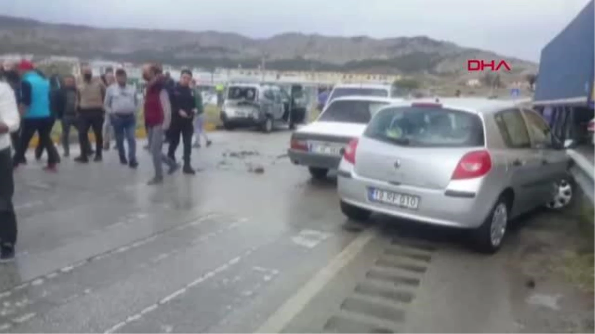 KASTAMONU\'DA ZİNCİRLEME TRAFİK KAZASI: 10 YARALI