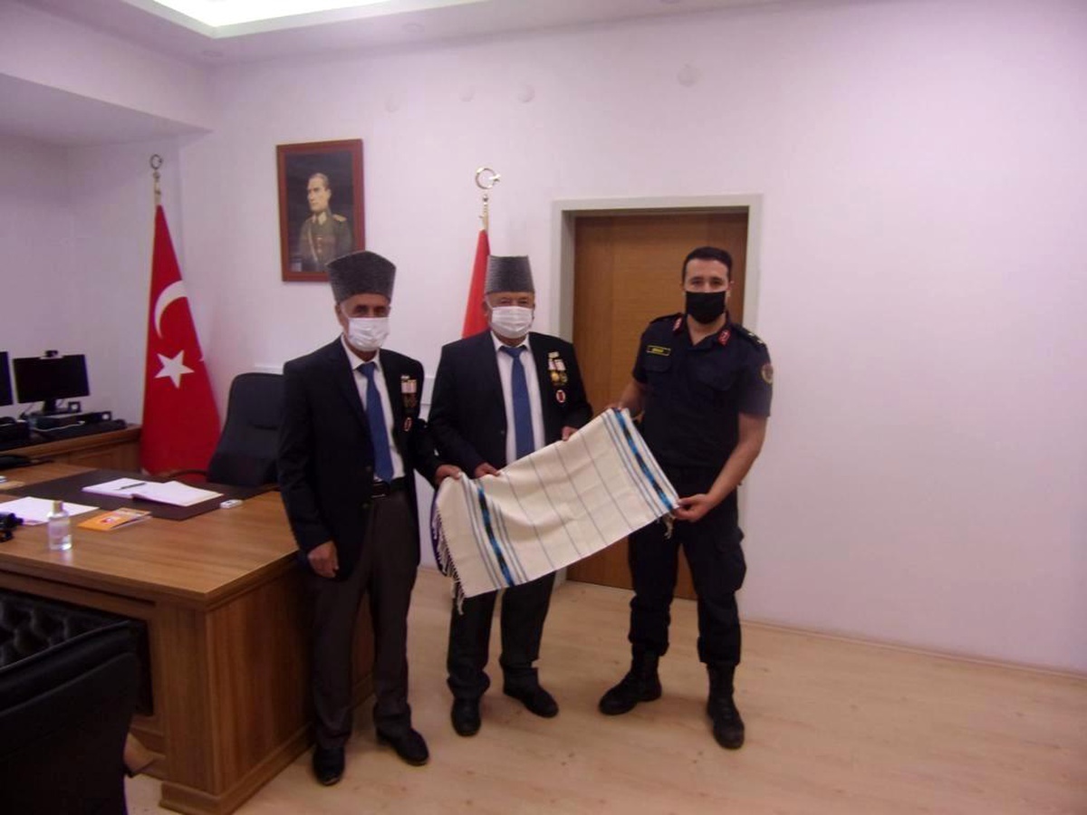 Son dakika haberleri... Kıbrıs gazilerden İlçe Jandarma Komutanı Ersoy\'a hoş geldin ziyareti