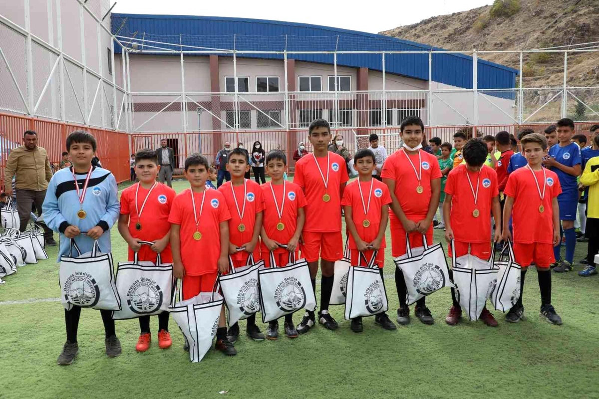 Melikgazi Futbol Okulu kapanış turnuvası düzenlendi