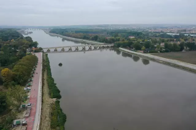 Meriç Nehri'nin debisi son yağışlarla 5 kattan fazla arttı