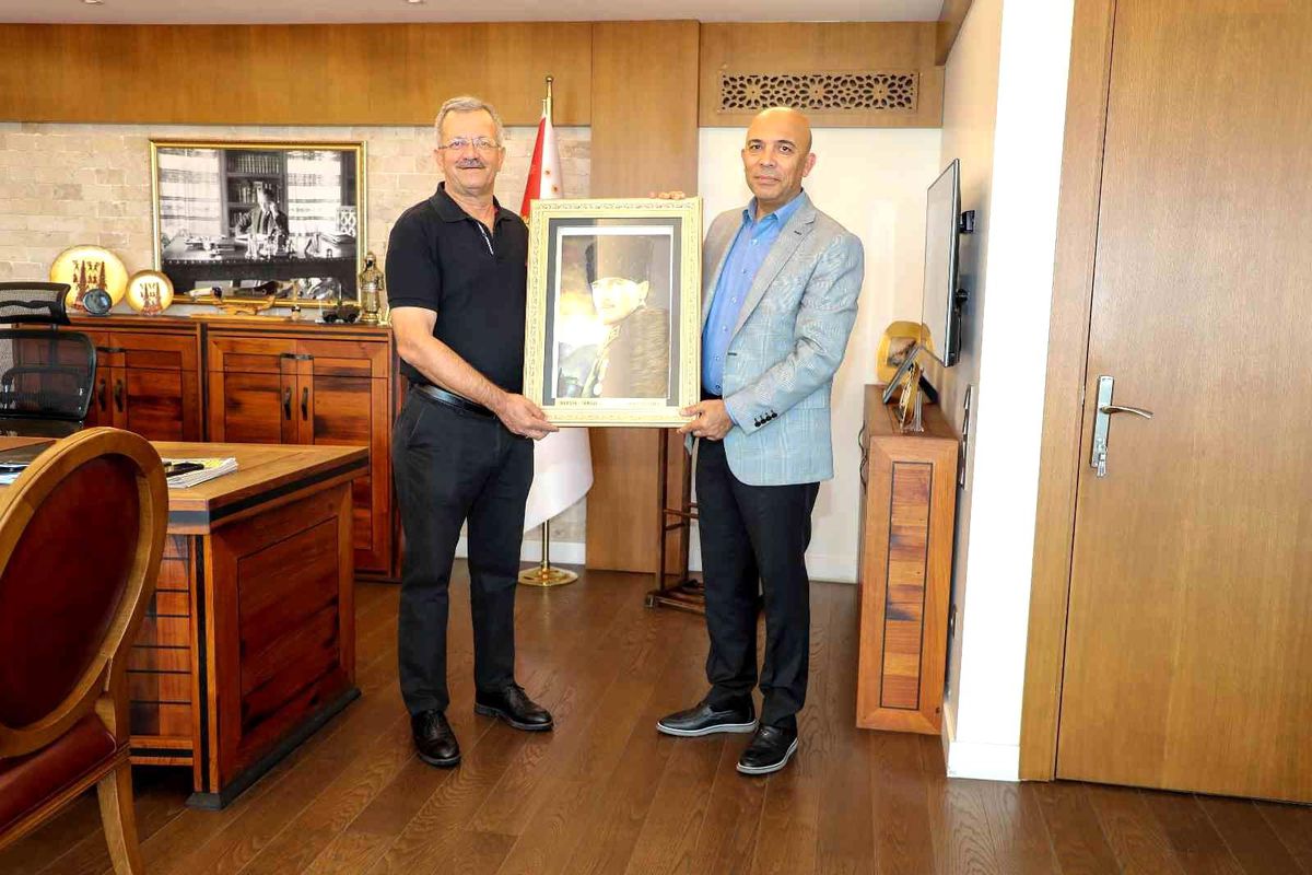 MTOSB Başkanı Tekli, İzmir\'de Emniyet Müdürü Şahne ile buluştu