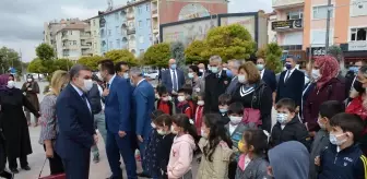 Öğrencilere simülasyon tırında deprem eğitimi verildi