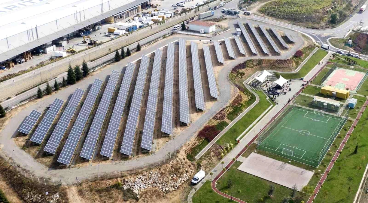 Üretim üssüne güneş enerjisi tesisi kuruldu, yılda 1616 ağaç kurtarılacak