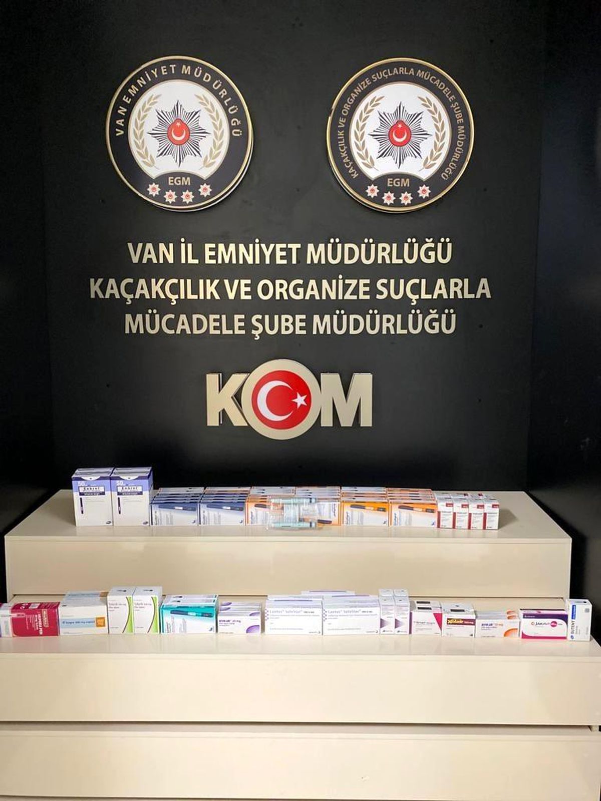 Van\'da bin 62 adet tıbbi ilaç ele geçirildi