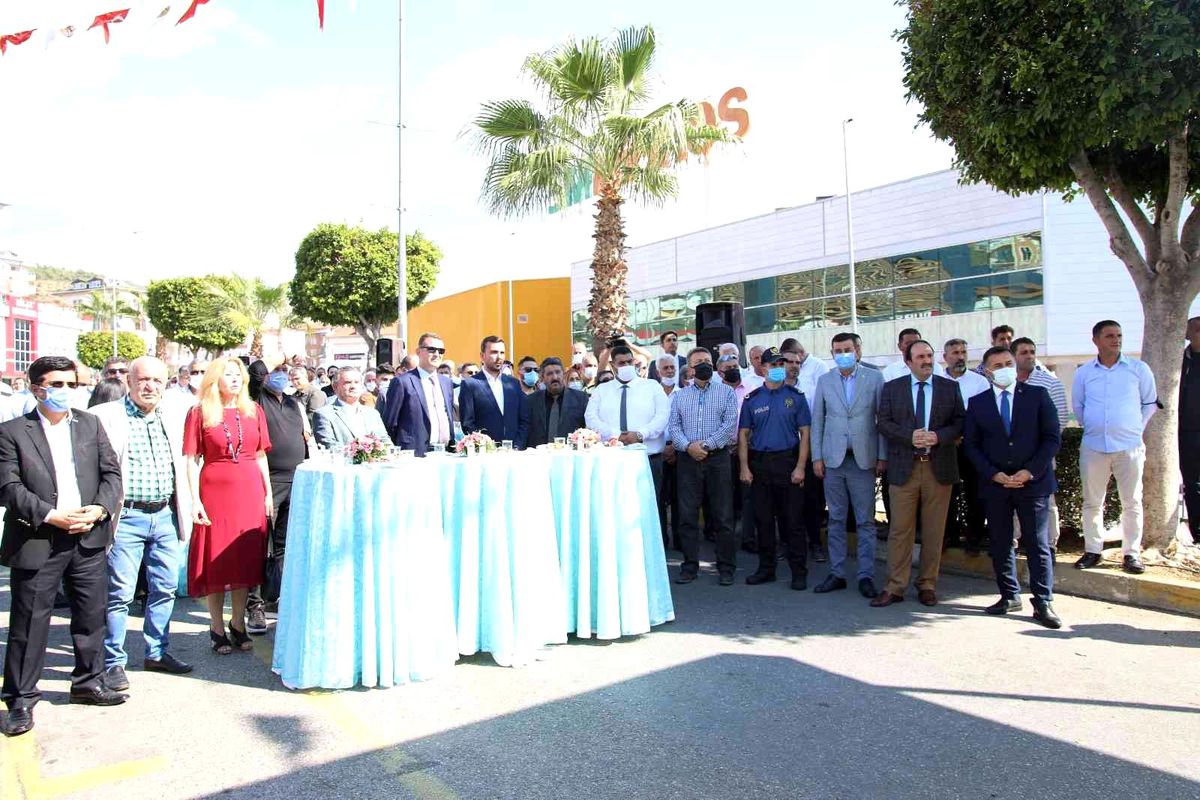 Alanya\'da muhtar ofislerine toplu açılış