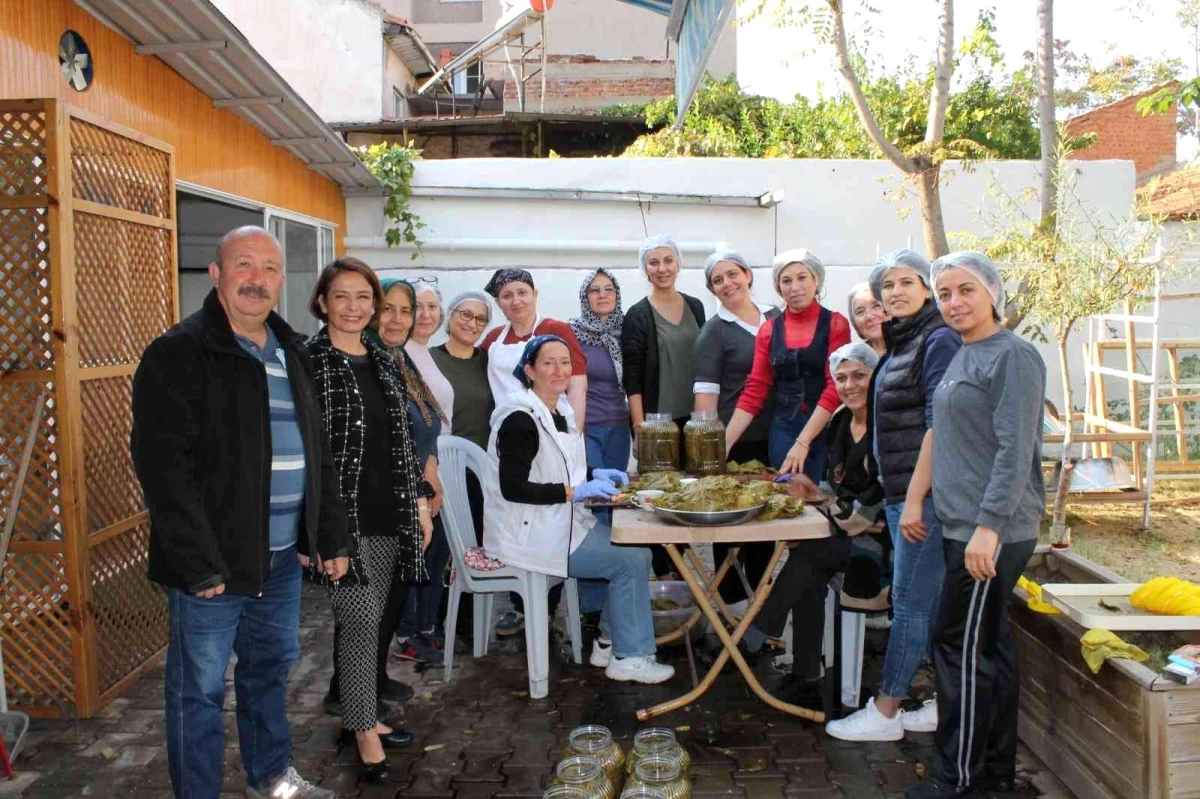 Alaşehir\'in tescilli yaprağında kullanım hakkı Kadın Kooperatifinin oldu