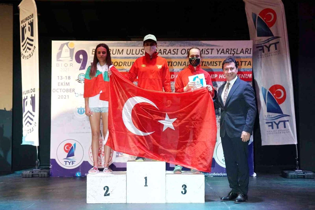 Bodrum\'daki yelken yarışları ödül töreniyle sona erdi