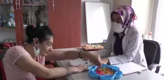 Engelli bireyler bu eğitimlerle topluma kazandırılıyor