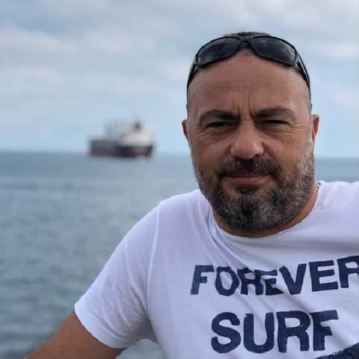 Kalp krizi geçiren polis memuru son yolculuğuna uğurlandı