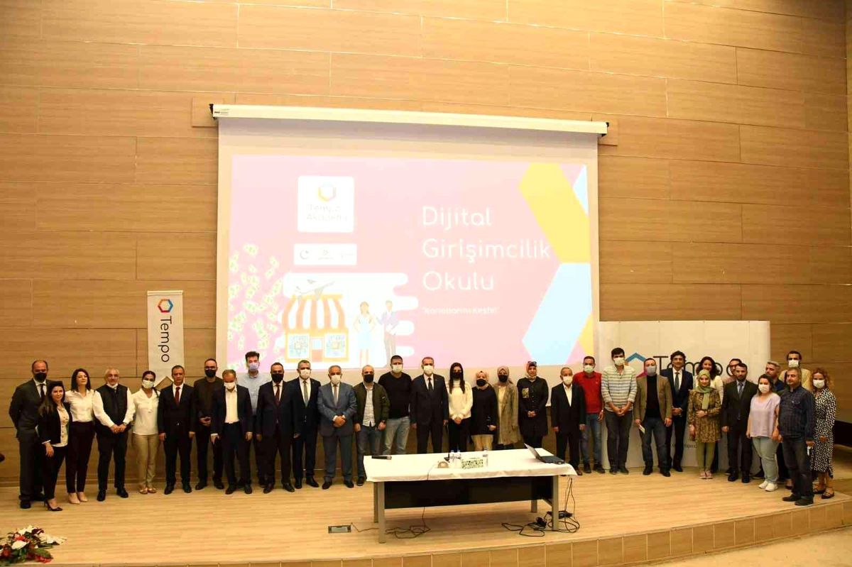 KOBİ\'lere dijitalleşme eğitimi