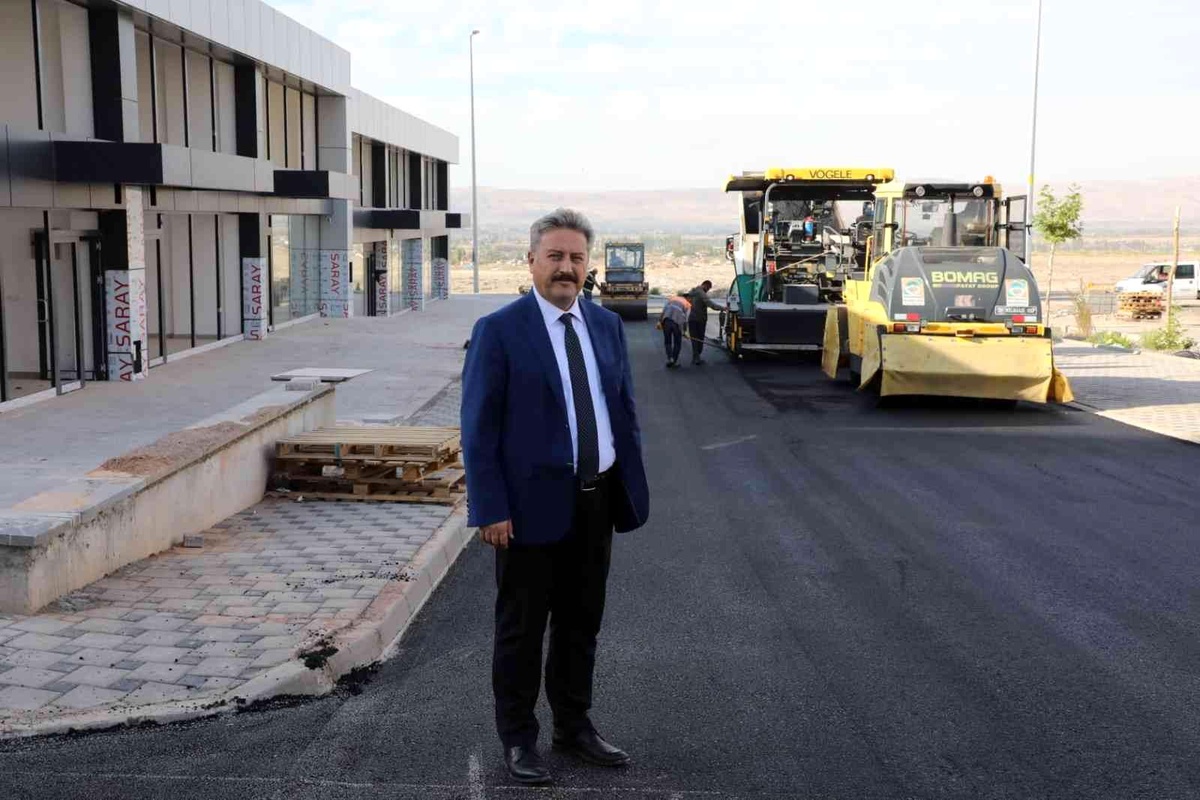 Melikgazi yol yapımında kendi rekorunu kıracak