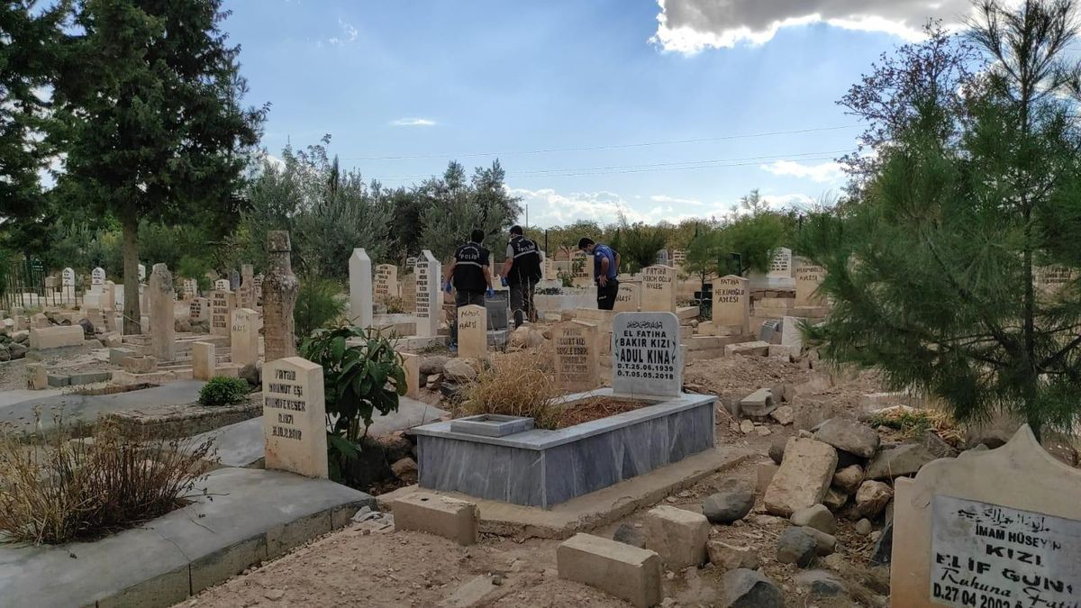 Şanlıurfa\'da korkunç olay: Mezarlığa bırakılan çantada bebek cesedi çıktı
